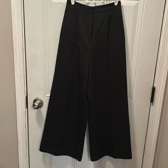 Topshop ladies black‎ flare work pants size 2, like new, polyester - Picture 1 of 5